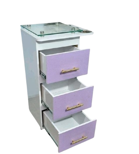 AUXILIAR PELUQUERIA